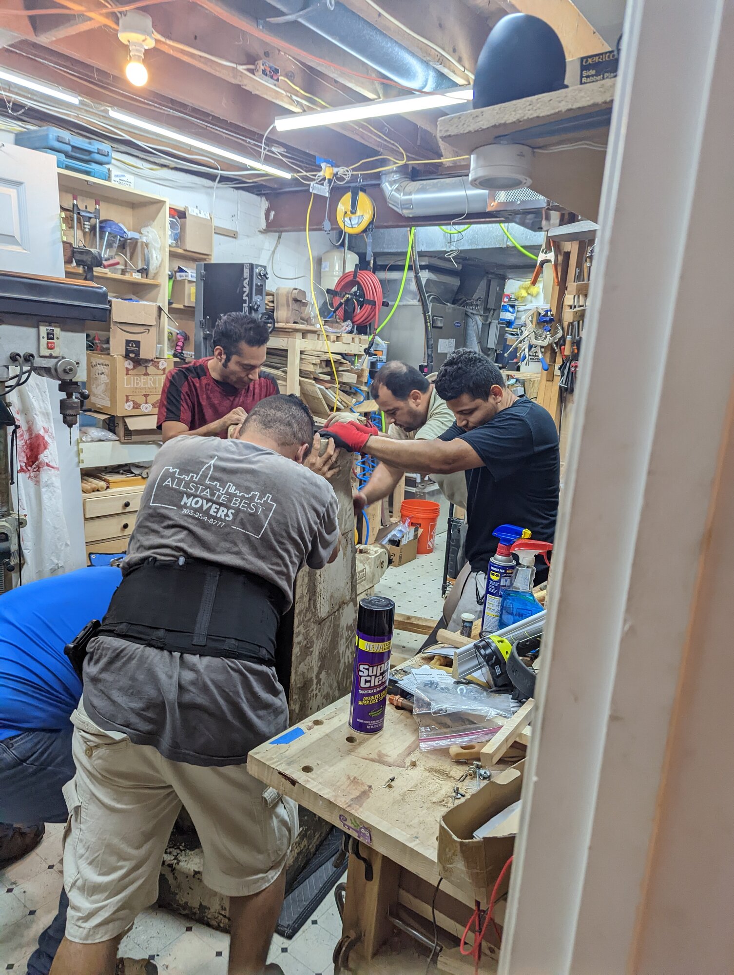 ./2022-in-the-shop.jpg ./2022-in-the-shop.jpg