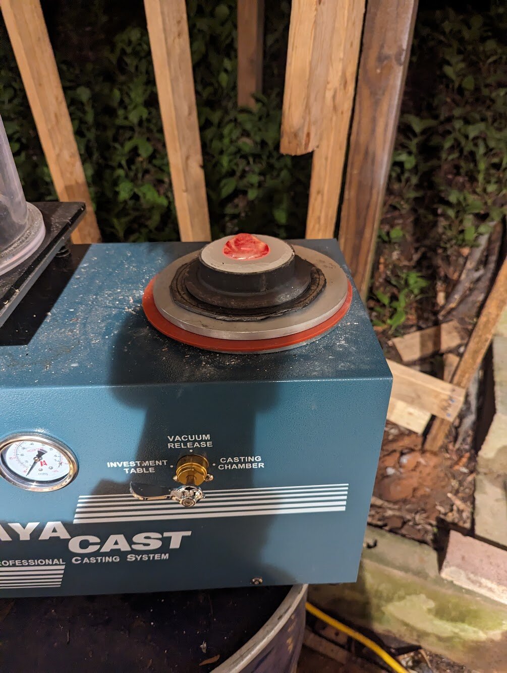 ./vacuum-casting.jpg ./vacuum-casting.jpg