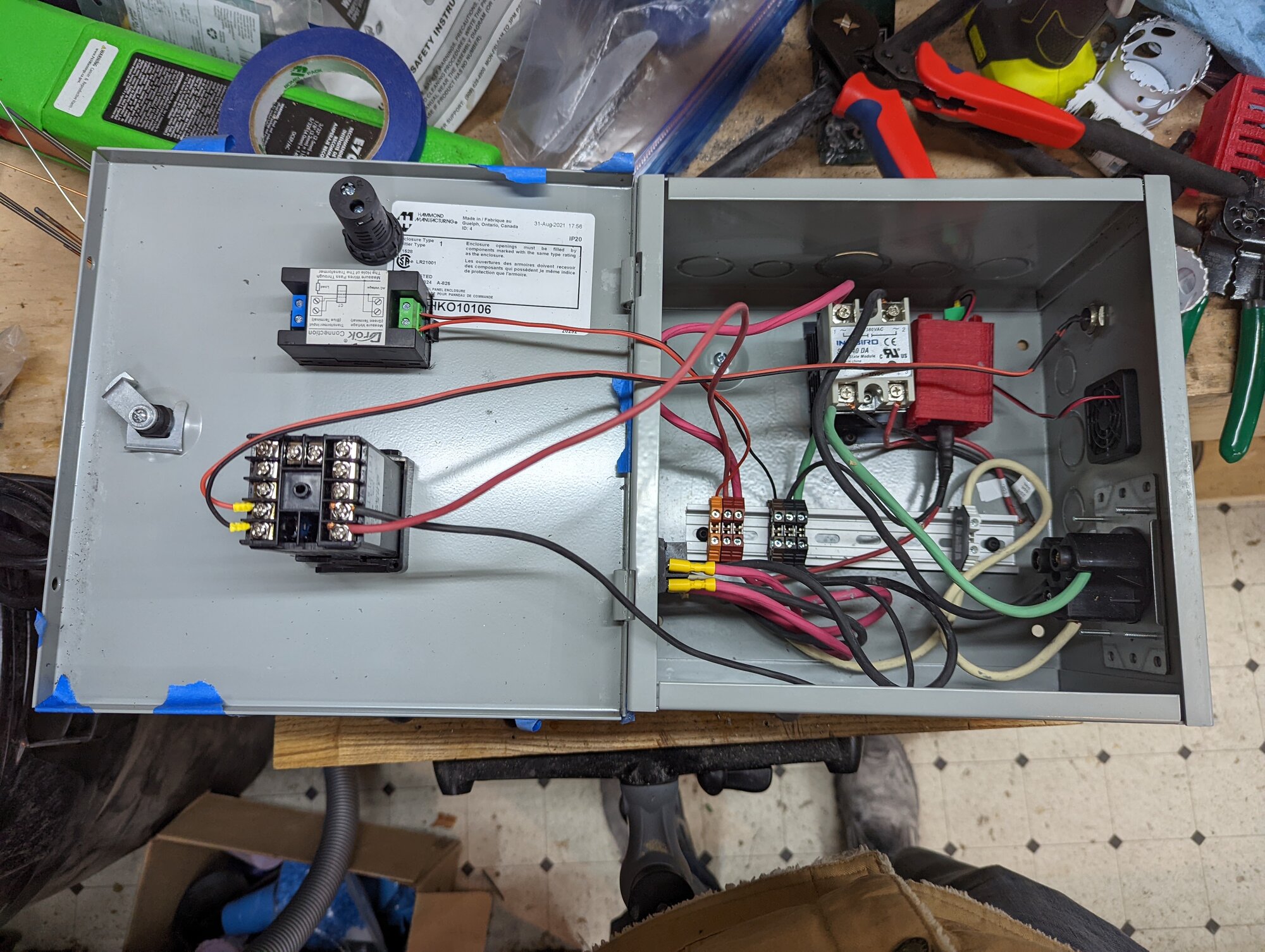 ./controller-inside.jpg ./controller-inside.jpg