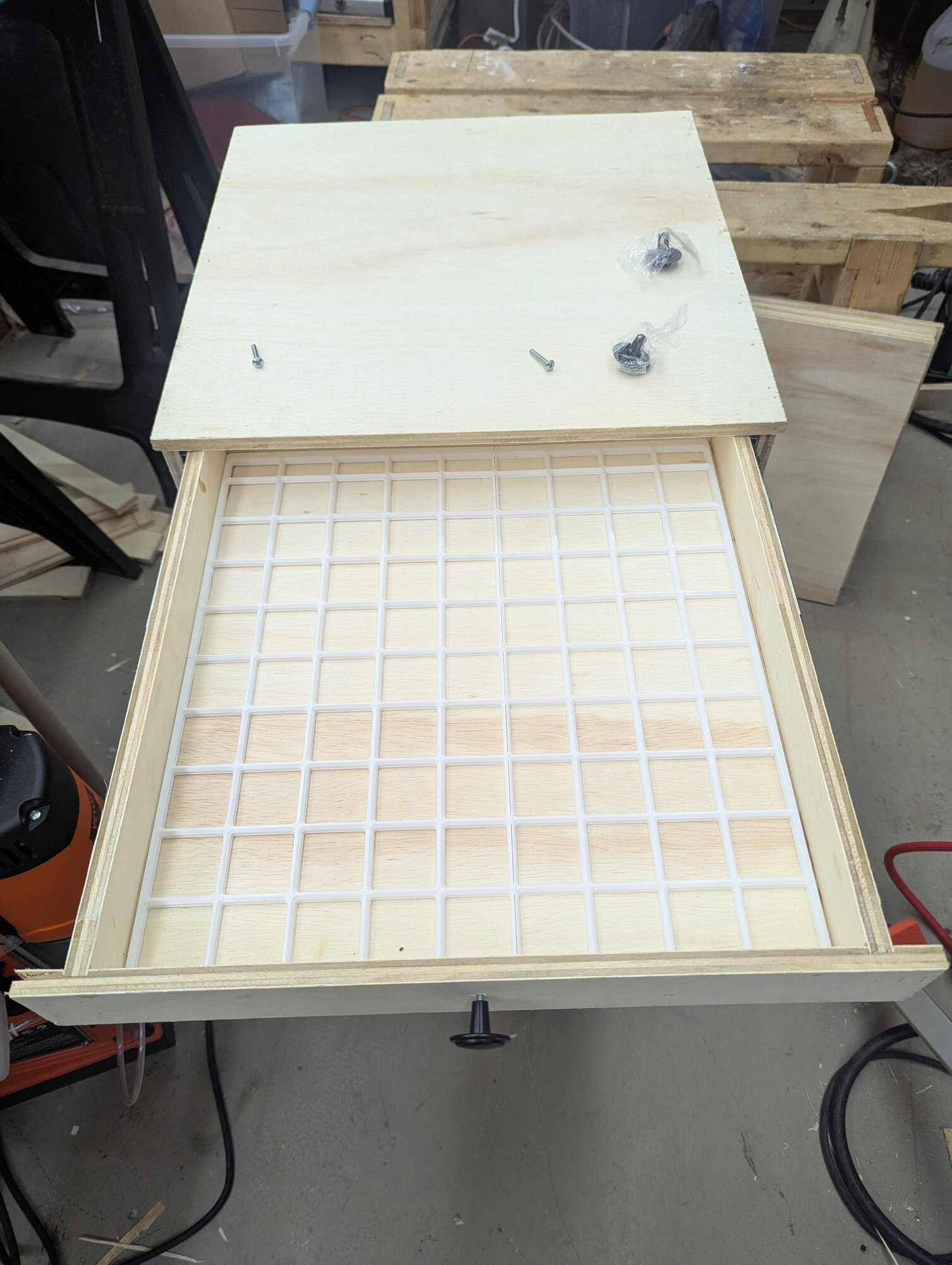 ./drawer-organizer.jpg ./drawer-organizer.jpg