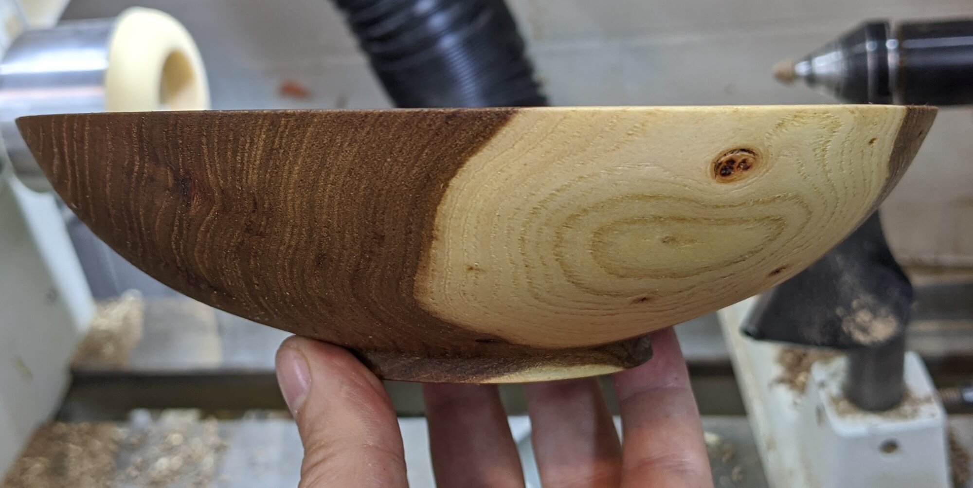 ./bowl-in-hand-on-lathe.jpg ./bowl-in-hand-on-lathe.jpg