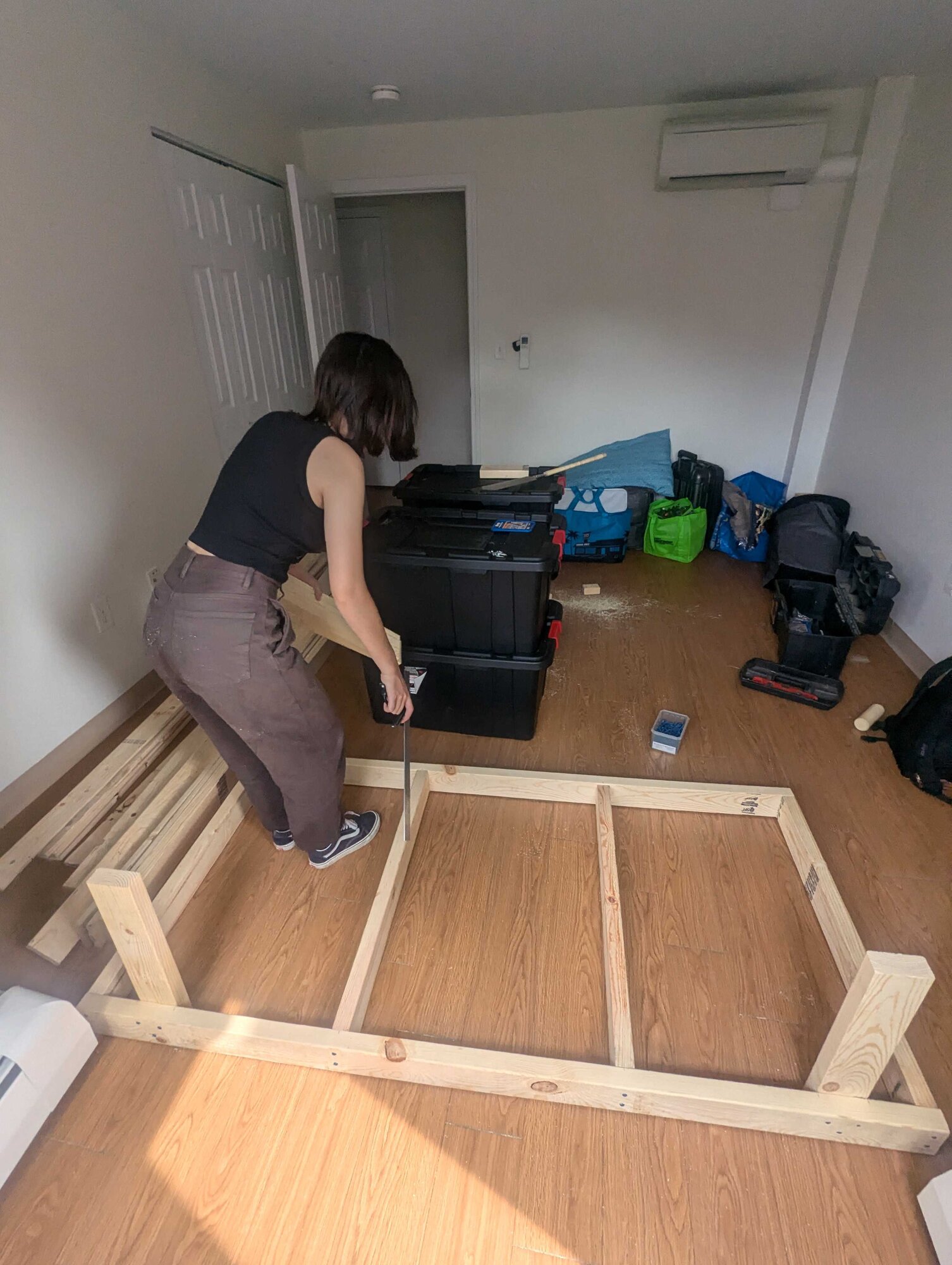 ./measuring.jpg ./measuring.jpg