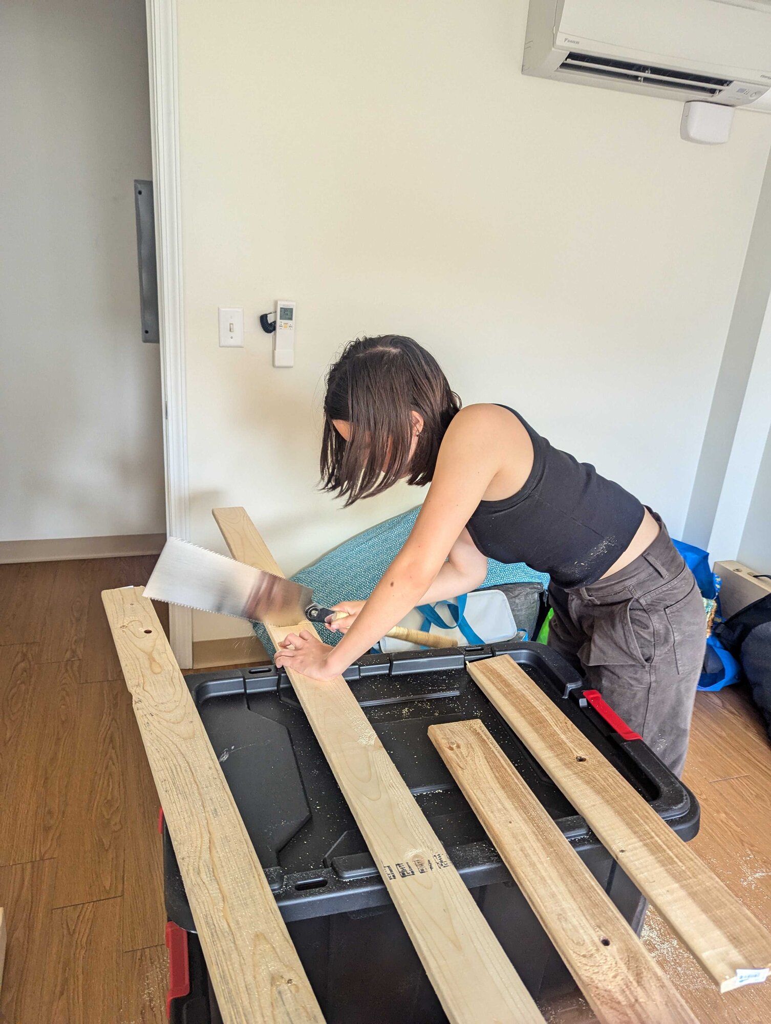 ./sawing.jpg ./sawing.jpg