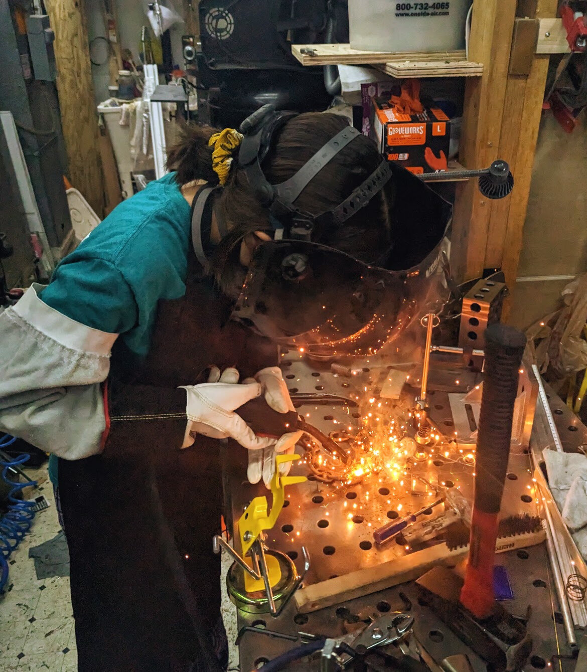 ./welding-links.jpg ./welding-links.jpg
